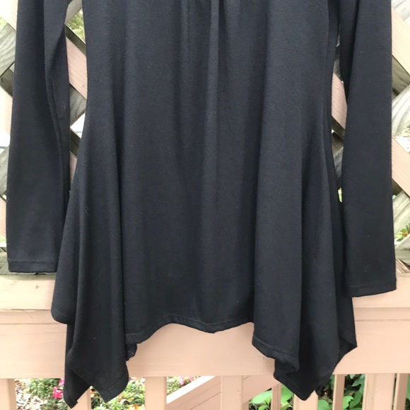 CAMILLE & CO. FLARED TUNIC - Picture 3 of 6